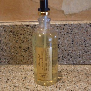 Bath and Body Aromatherapy  Peaceful Tea Tree & Peppermint Pillow Mist!! Retired
